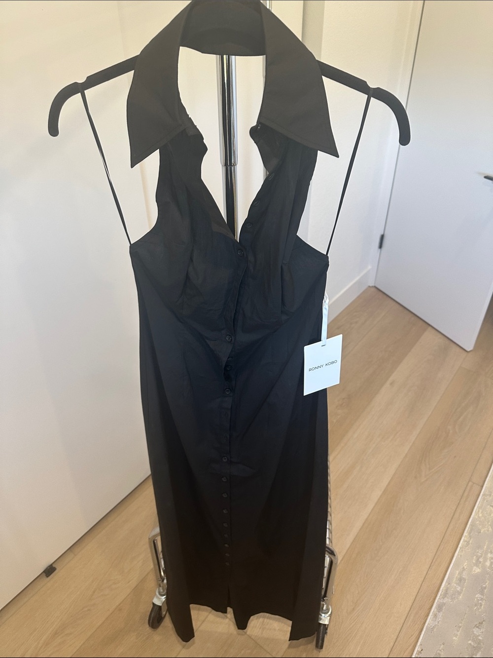 Torn by Ronny Kobo Black Sleeveless Button-Front Midi Dress